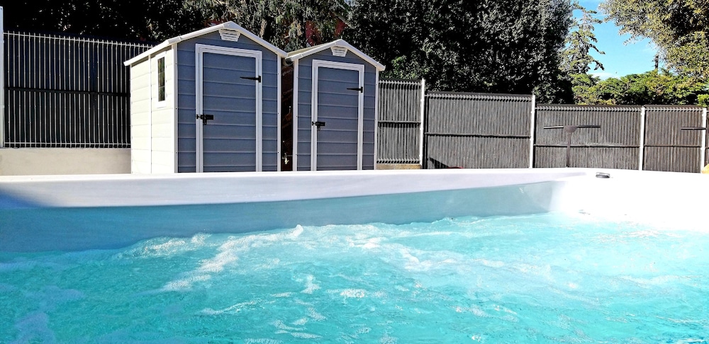 Single Room, Hot Tub (Cosy Cocoon) photo 3