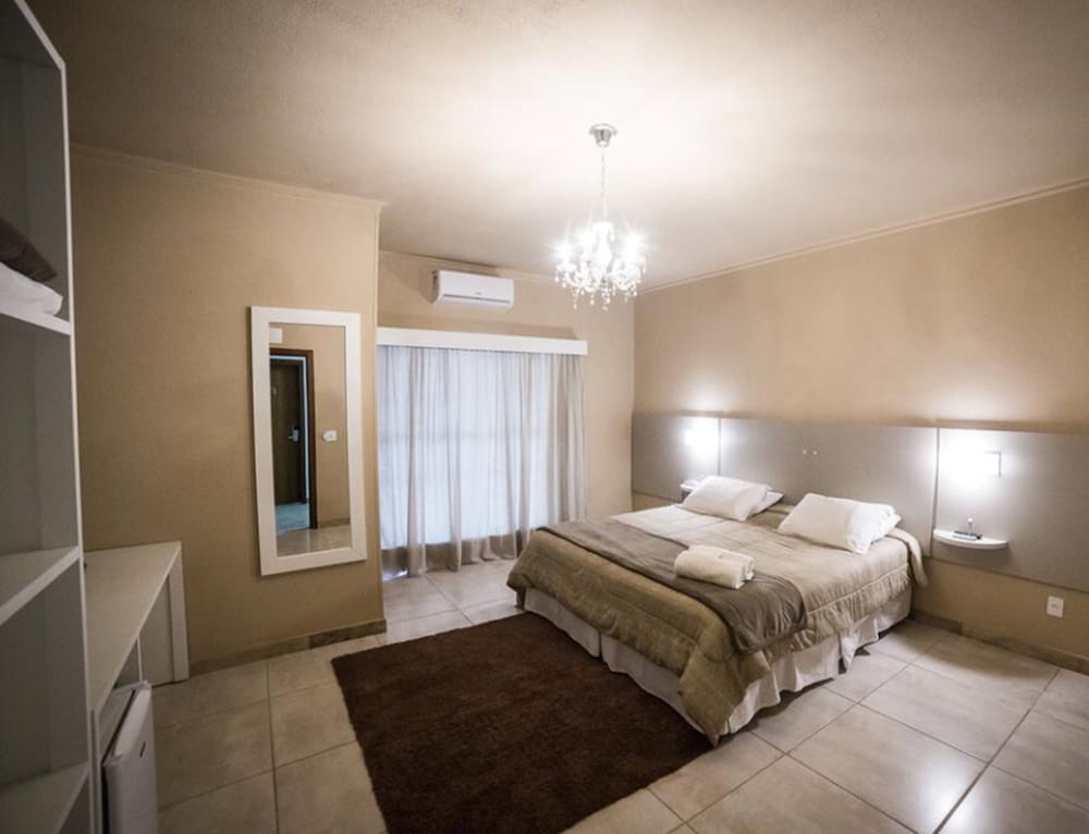 Room photo 2