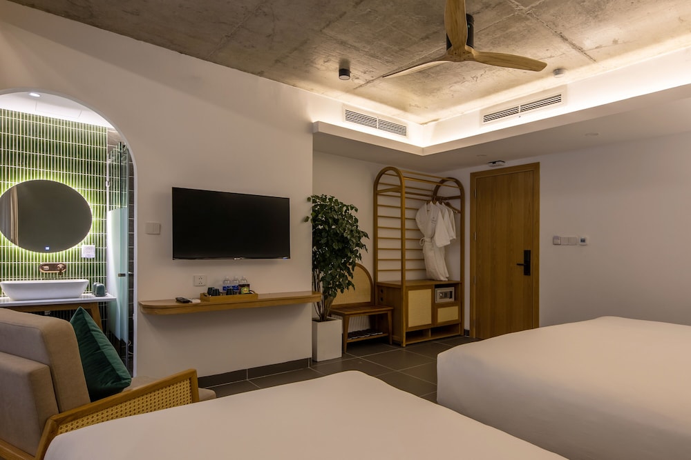 Deluxe Triple Room - Photo 3