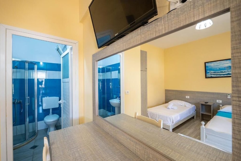 Triple Room, Garden View photo 3