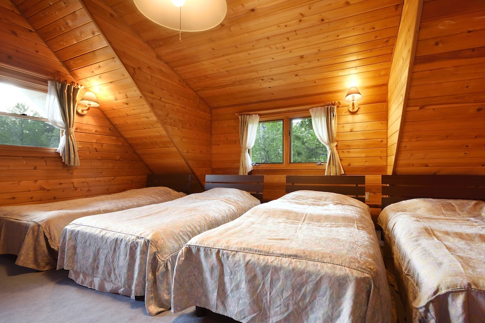 Deluxe Log house photo 3