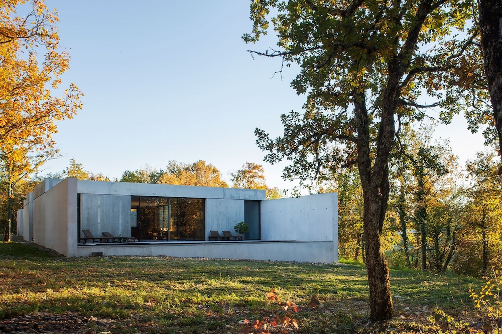 House, Accessible photo 1