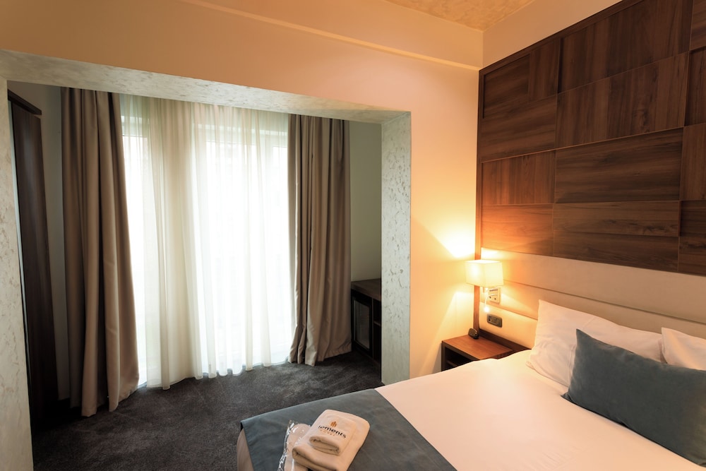 Comfort Double Room, Balcony, City View photo 1