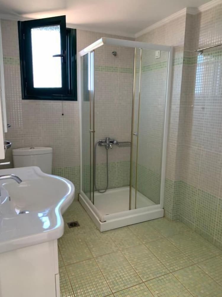 Superior Room, 1 Bedroom, Pool View photo 2
