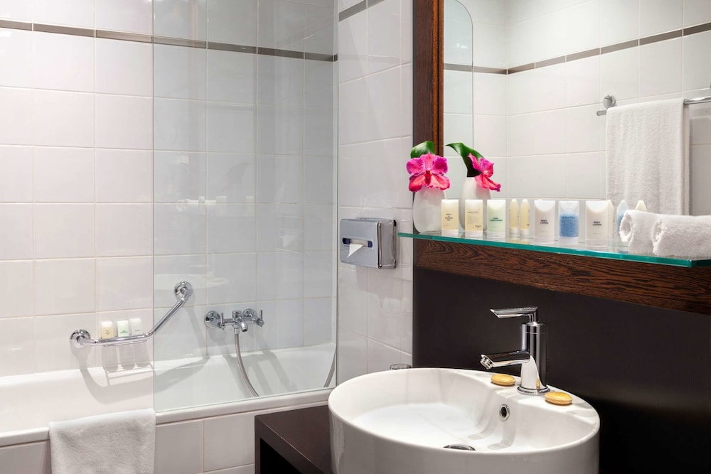 Standard Room - Photo 7