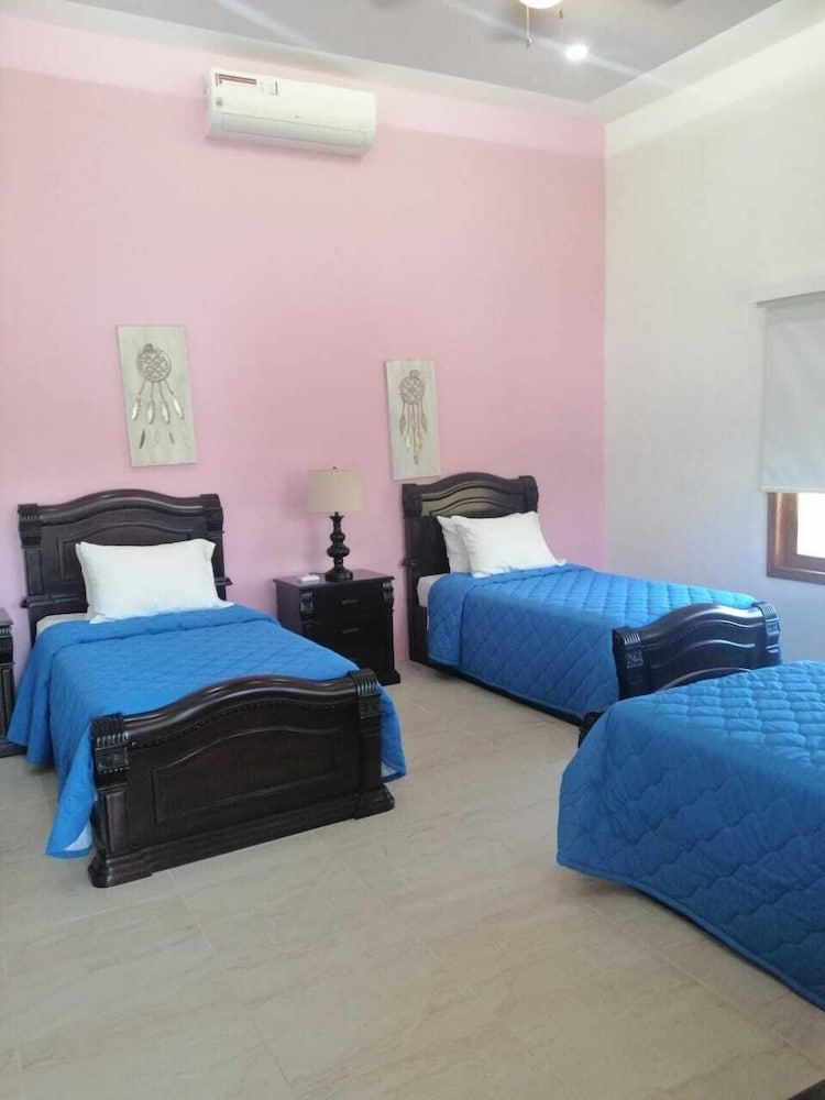 Premium Quadruple Room, 4 Bedrooms photo 1