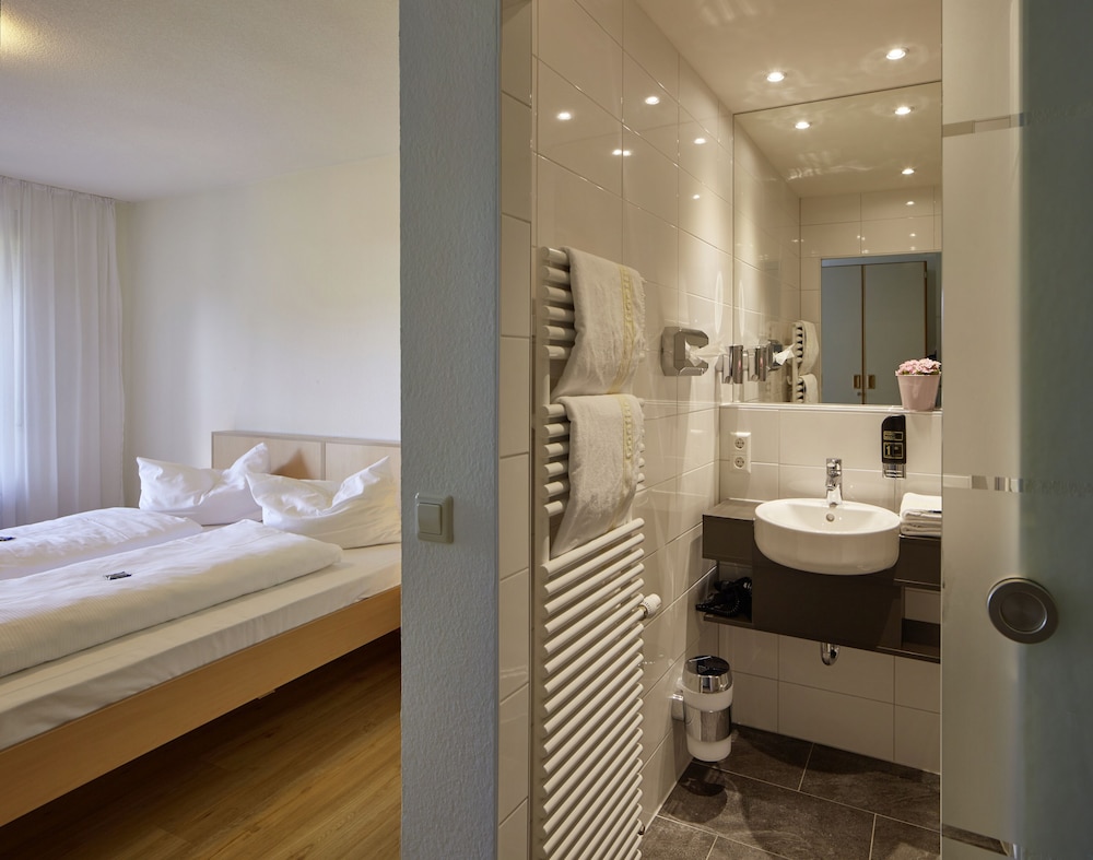 Classic Double or Twin Room photo 2