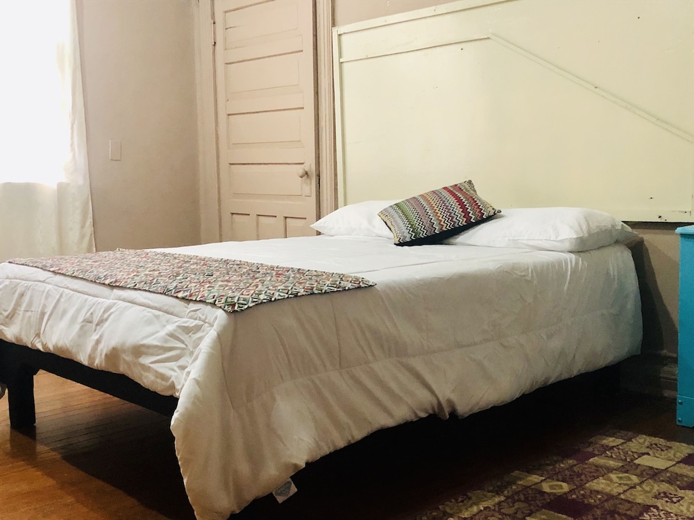 Basic Double Room photo 1