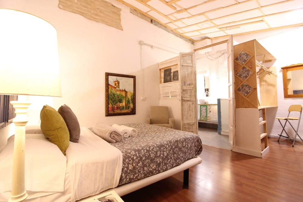 Habitación Doble Básica con dos camas (6)