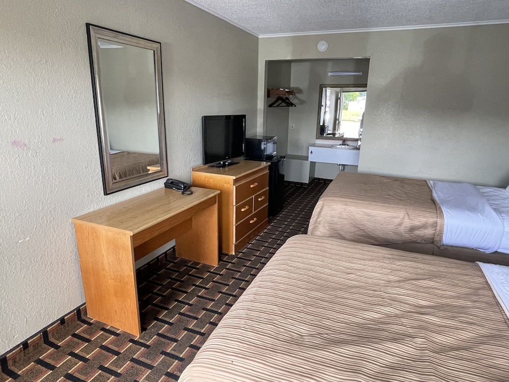 Room, 2 Double Beds, Non Smoking photo 2