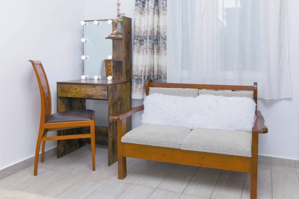 Relax in Elliniko Hidden Gem-vintage Bungalow With Garden and Hot Tub in an Iglo, Billede 39