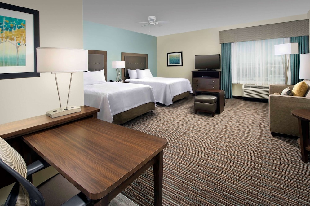 Studio, 2 Queen Beds, Accessible, Bathtub