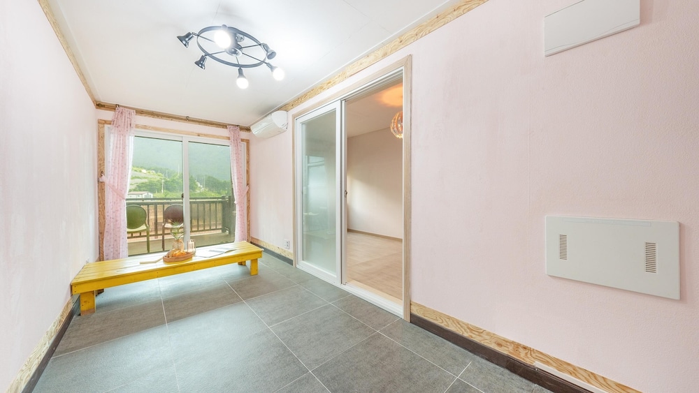 Basic Room, 1 Bedroom (Terracebunhong ( F2 )) - Photo 10