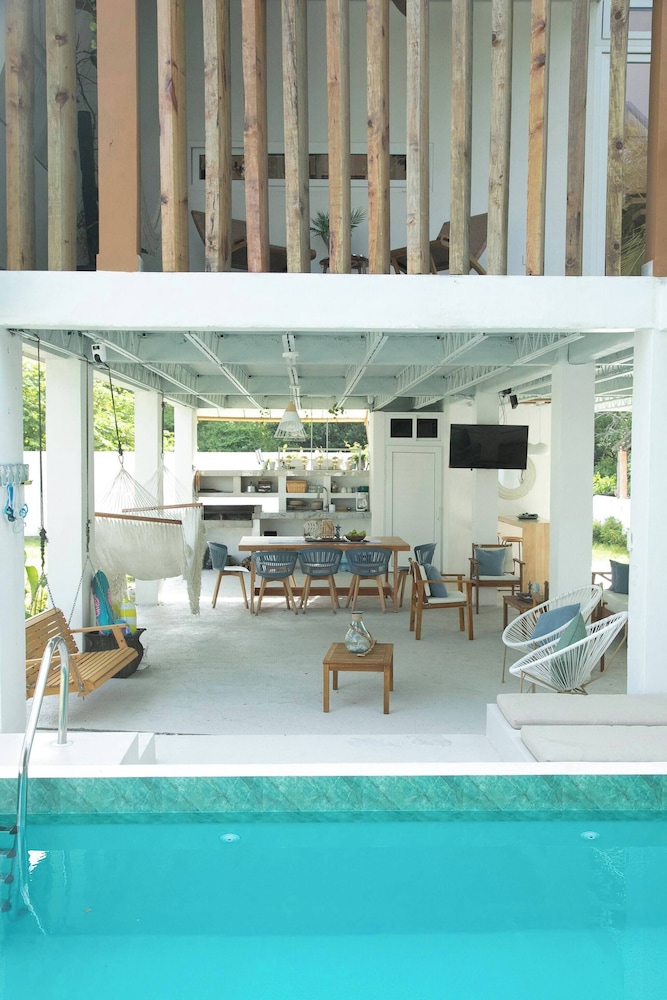 Chalet, 2 Bedrooms, Private Pool, Garden View photo 1
