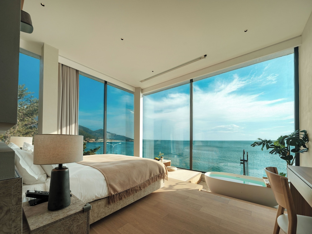 Luxury Double Room, Sea View, Oceanfront