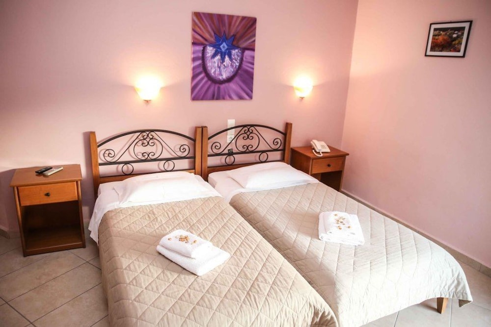 Double or Twin Room photo 1