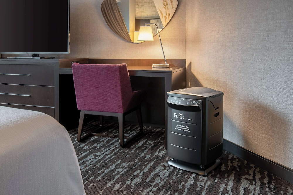 Suite, 1 King Bed, Corner (Pure Wellness) - Photo 1
