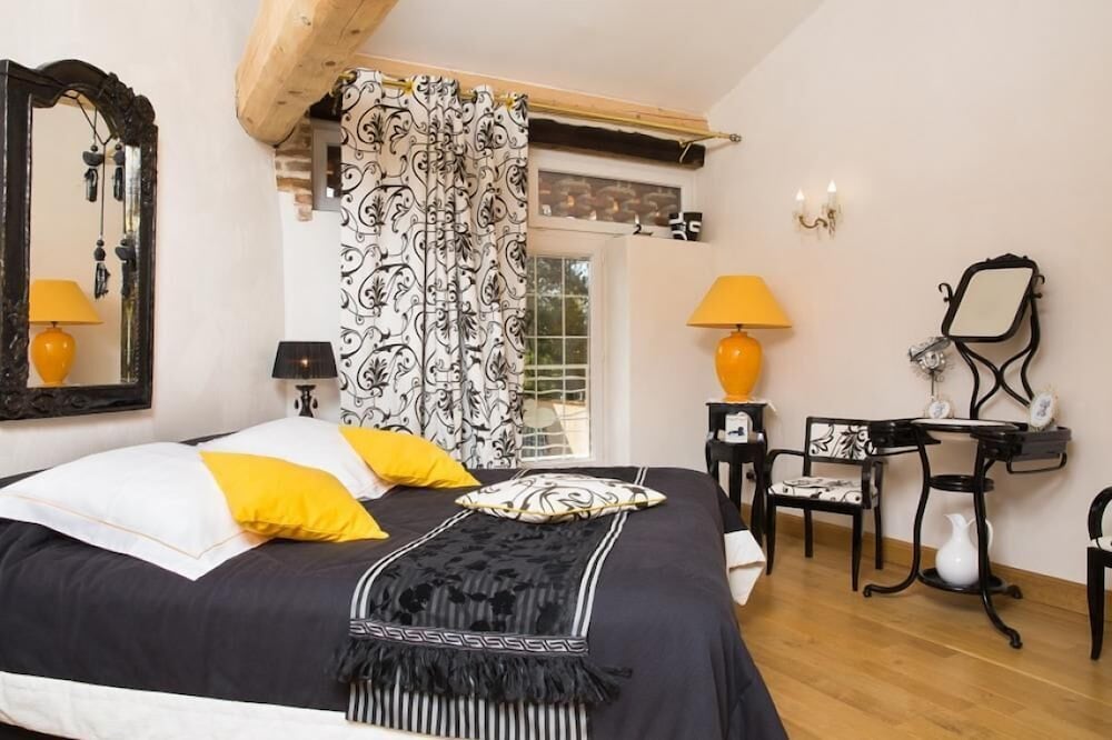 Comfort Double Room (Le Morillon) photo 1