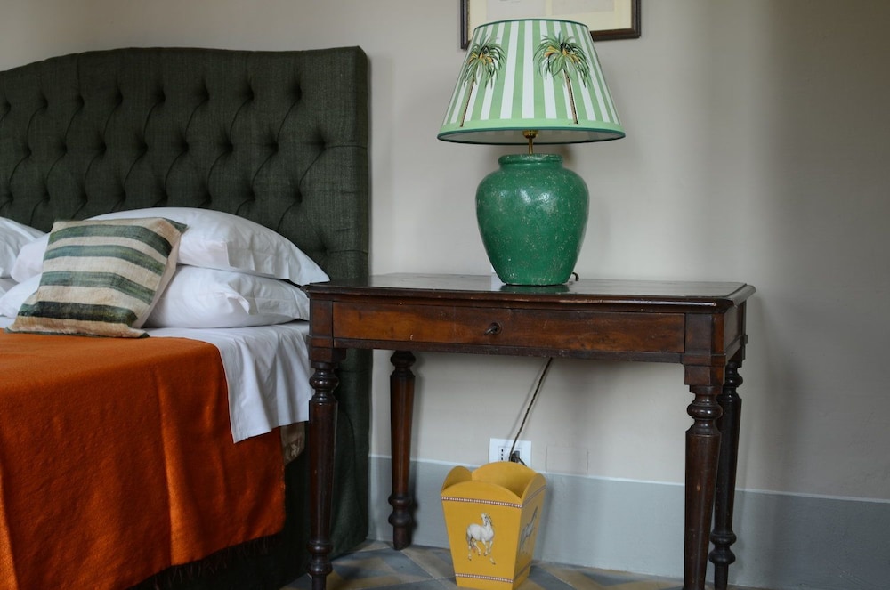 Luxury Suite photo 3