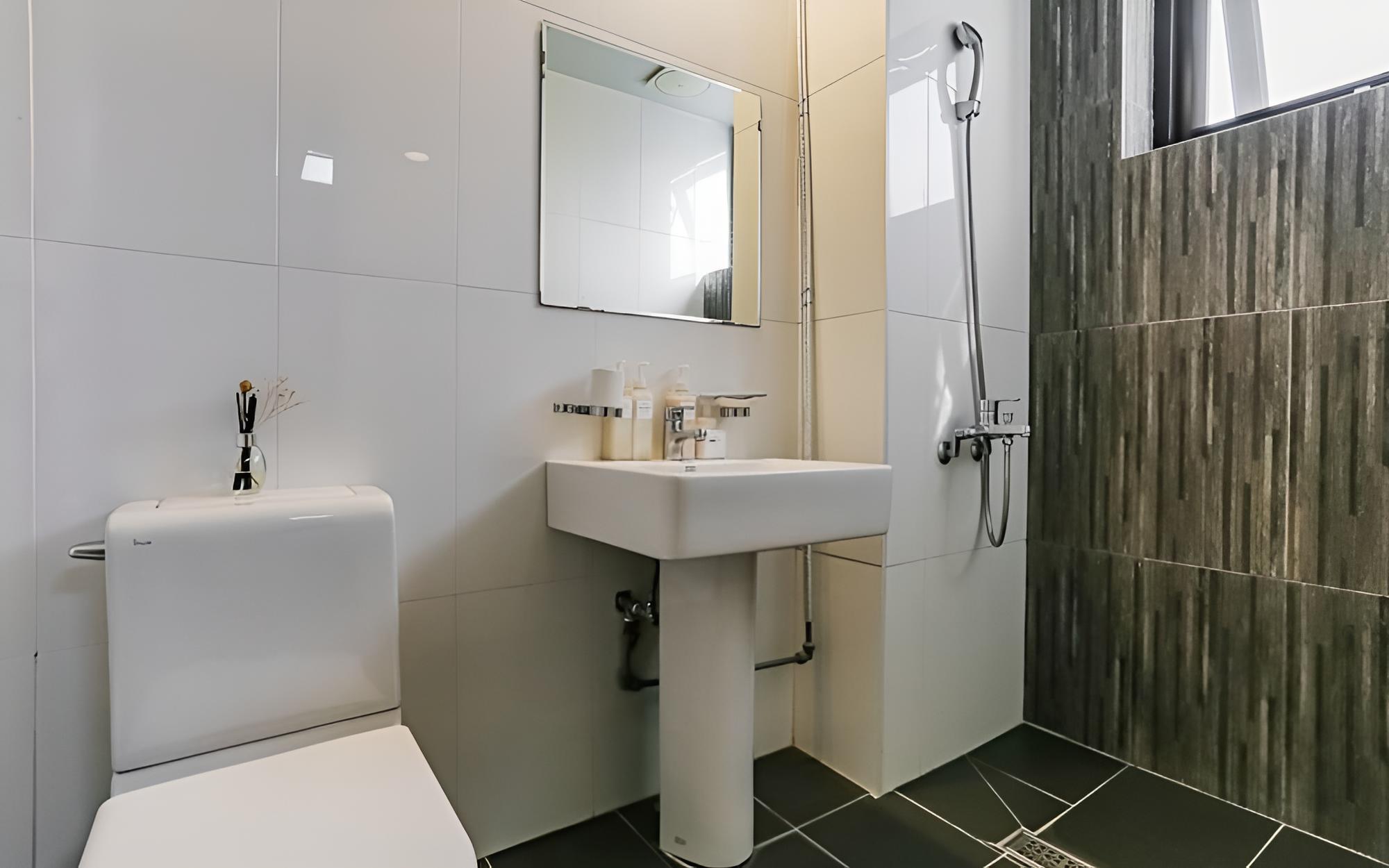 Room (Standard 1 (Damol 2)) - Photo 8