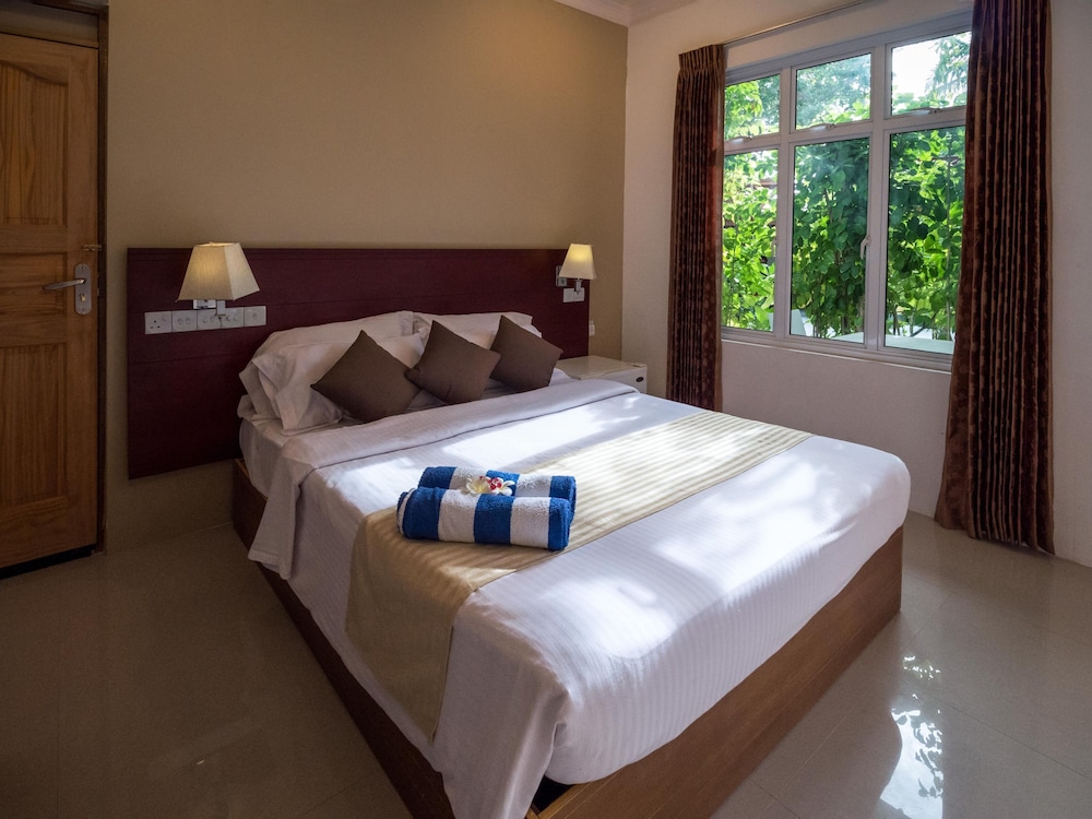 Superior King Room with Two Free Dives per Night photo 2