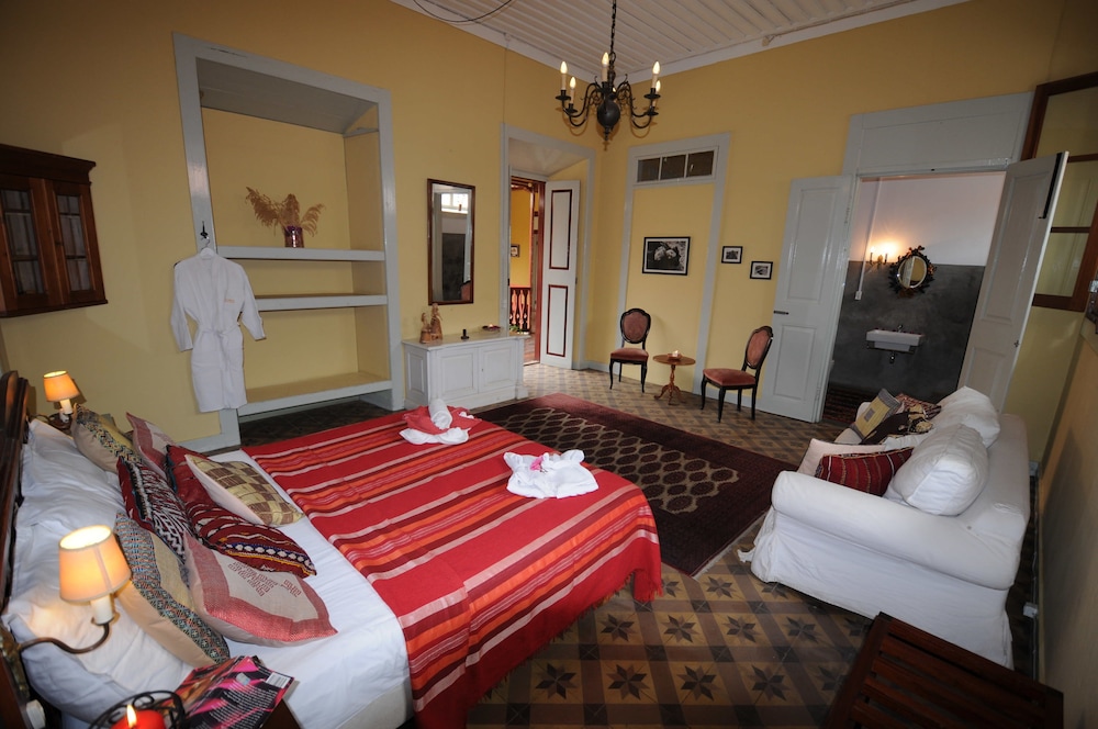 Room 3 - With private bathroom outside - Second Floor photo 1