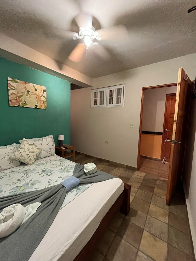 Basic Double Room photo 3
