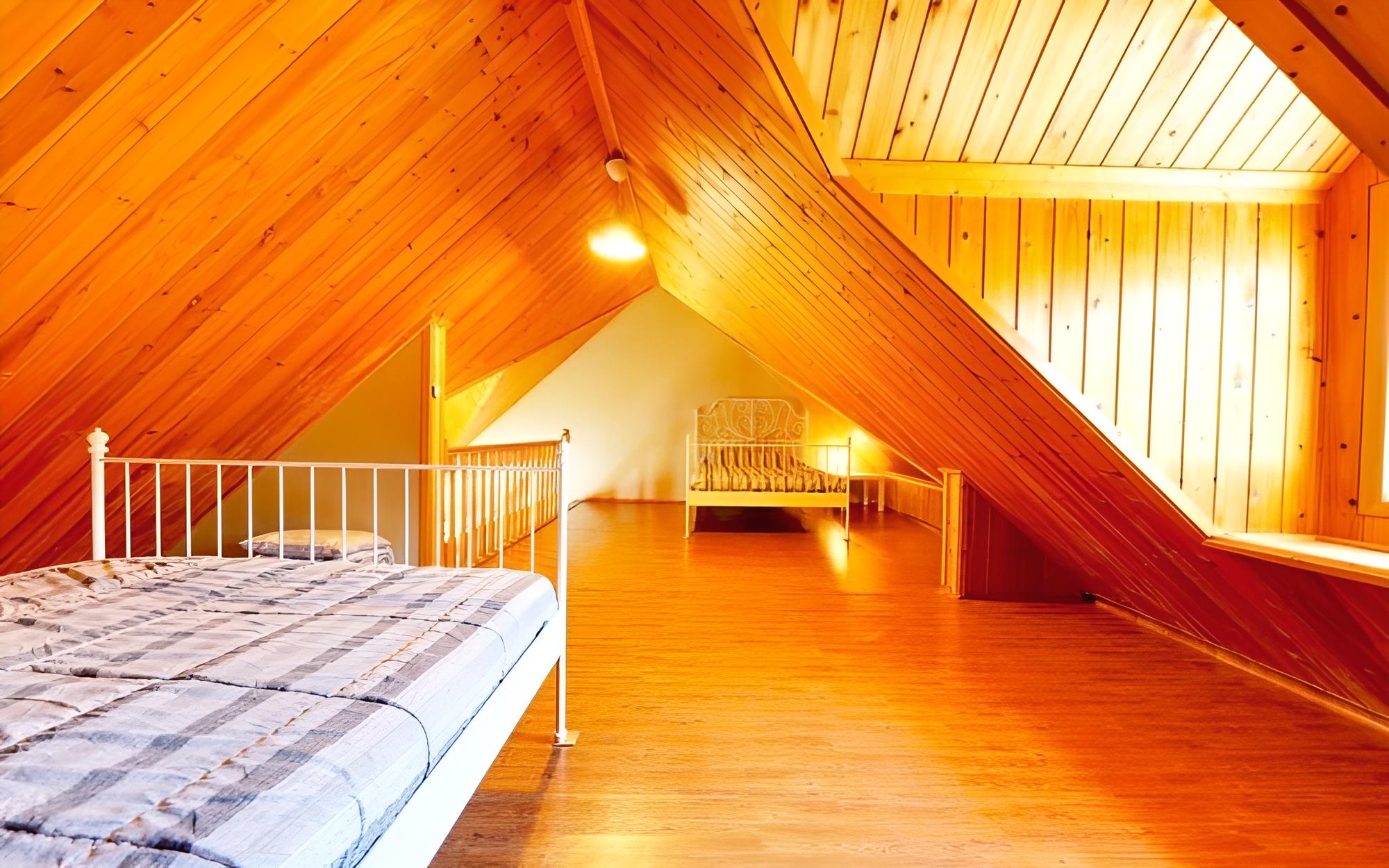 Room (Knut Hamsun) - Photo 4
