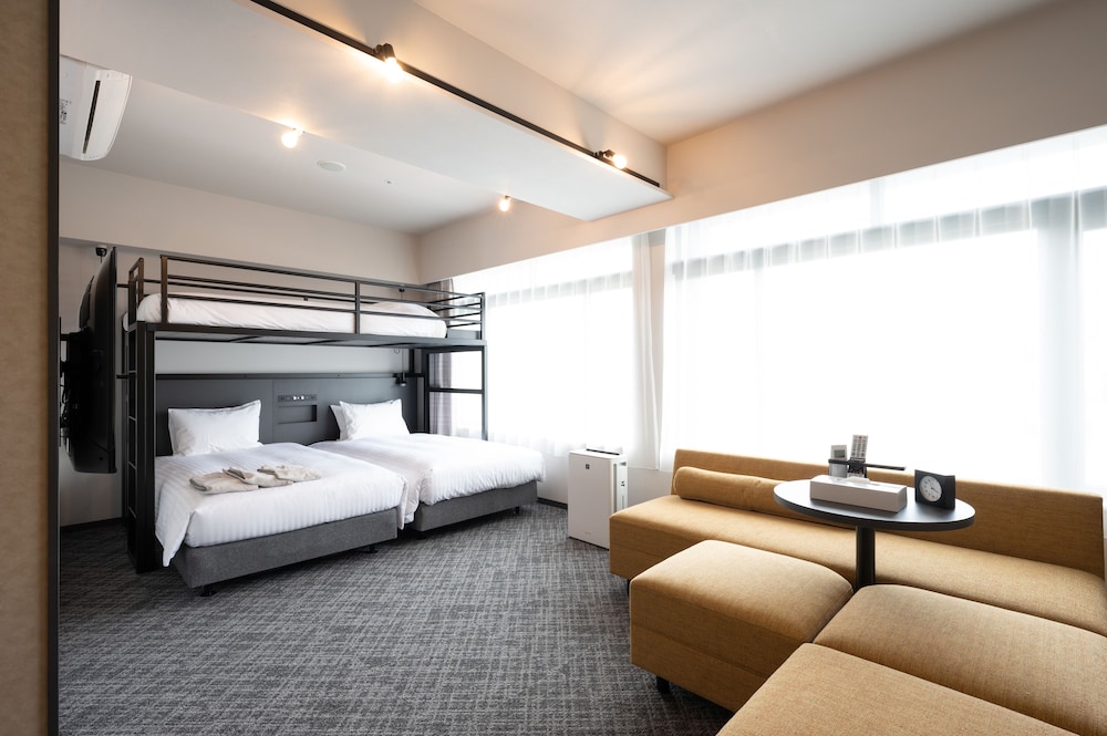Standard Triple Room, 3 Bedrooms, Non Smoking - Photo 2