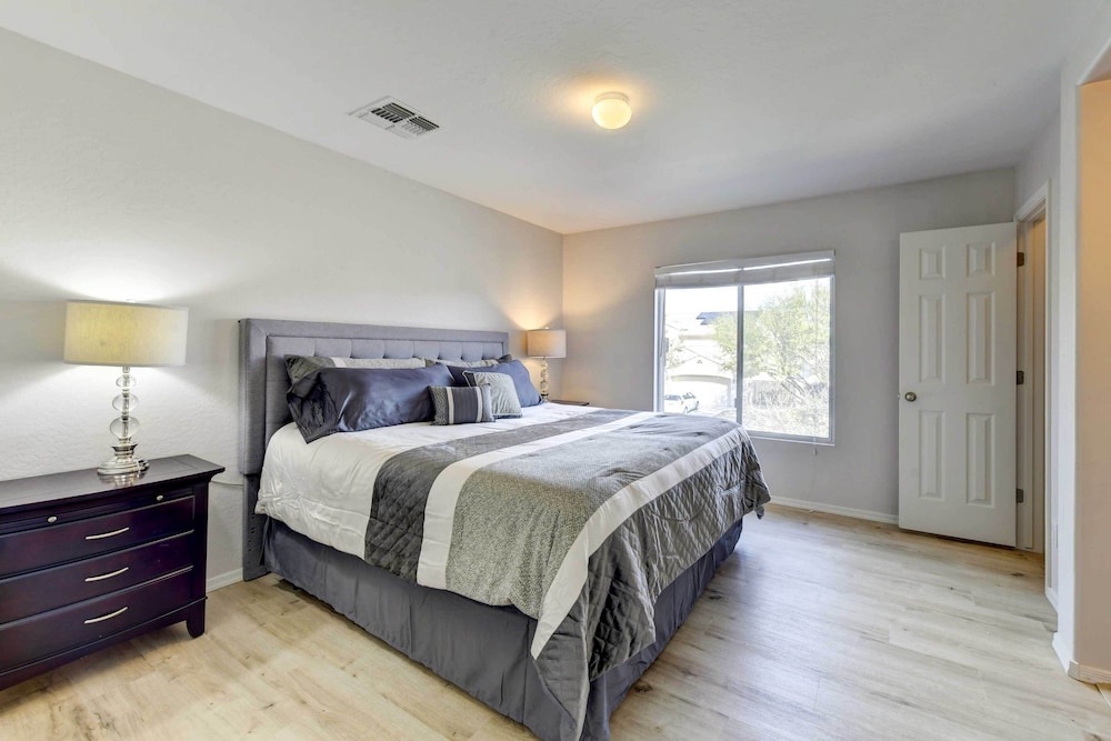 House (6 Bedrooms) photo 1