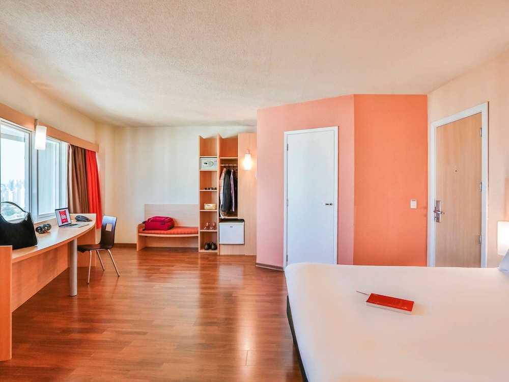 Standard Room, Multiple Beds