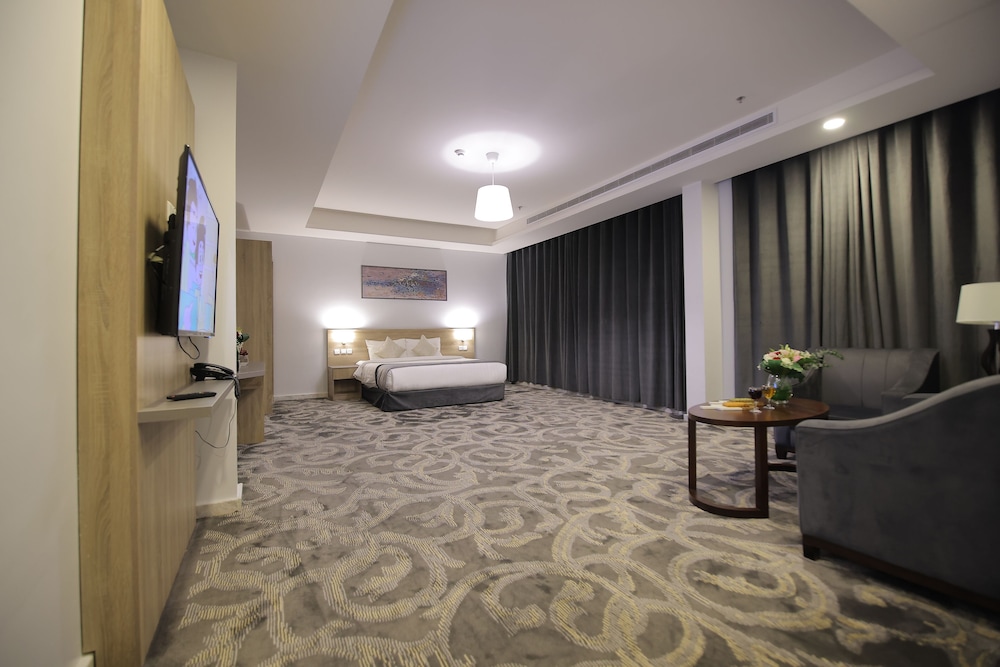 Deluxe Double Room, 1 Bedroom, City View - Photo 11