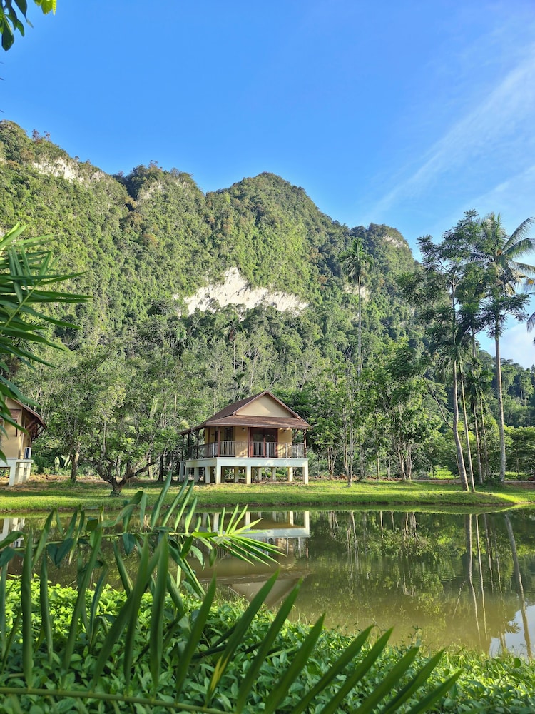 Standard Double Room, Lake View
