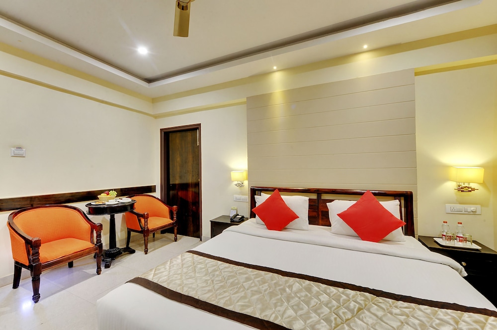 Executive Room - Photo 3