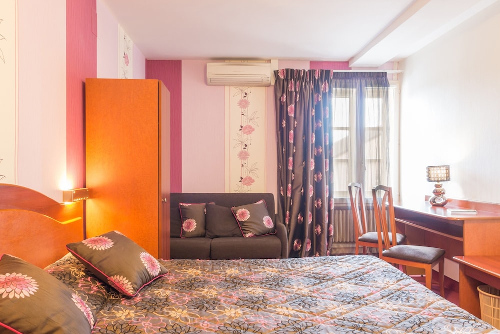 Triple Room photo 2
