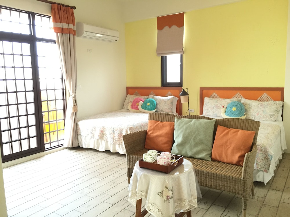 Family Quadruple Room, 2 Double Beds, Non Smoking photo 2