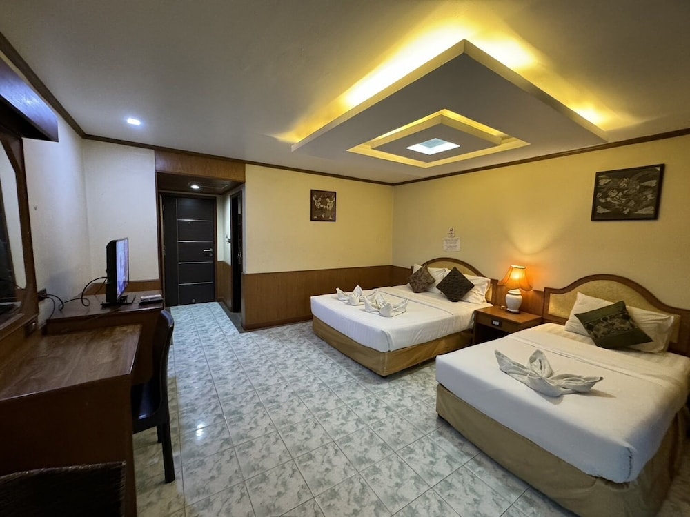 Standard Triple Room - Photo 15