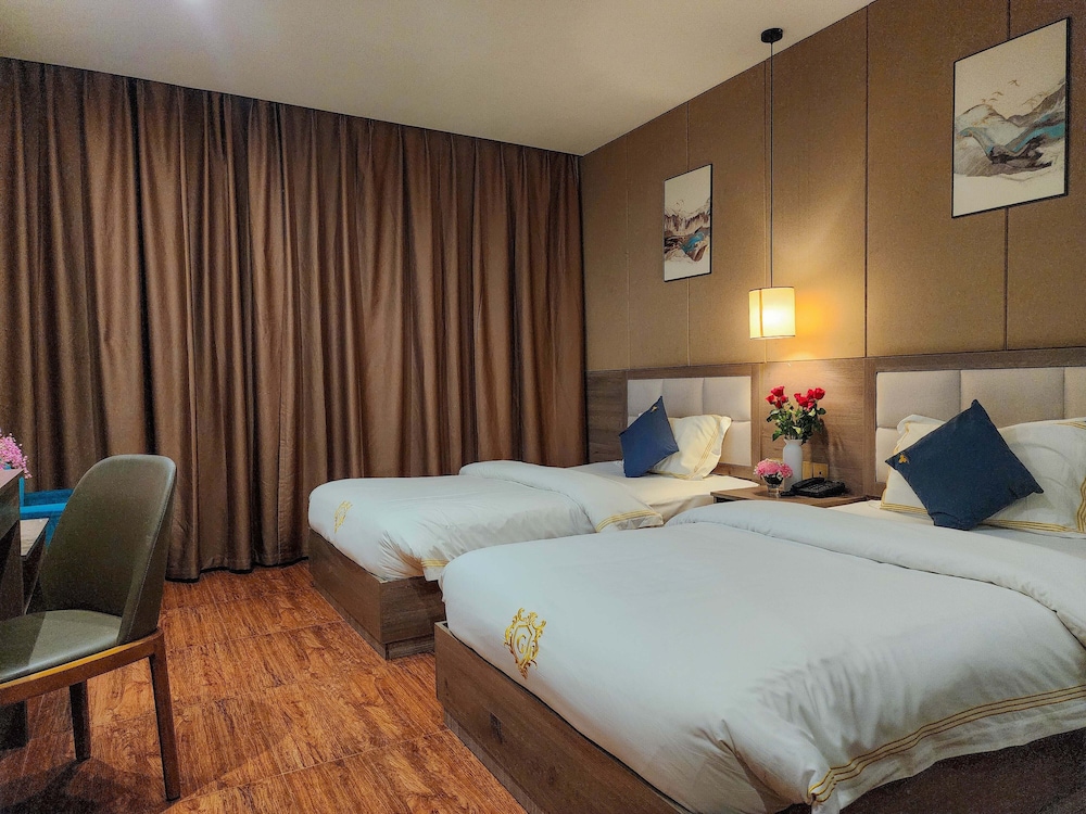 Deluxe Twin Room, Multiple Beds, Non Smoking, Private Bathroom - Photo 3