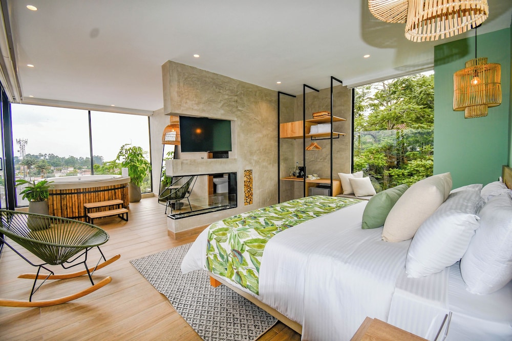 Panoramic Suite