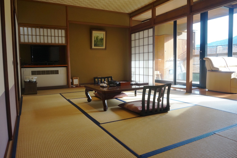 Japanese Style Room,Open Air Bath,Mountain View,SHIKISAI,with Half Board (Special Dinner) photo 3