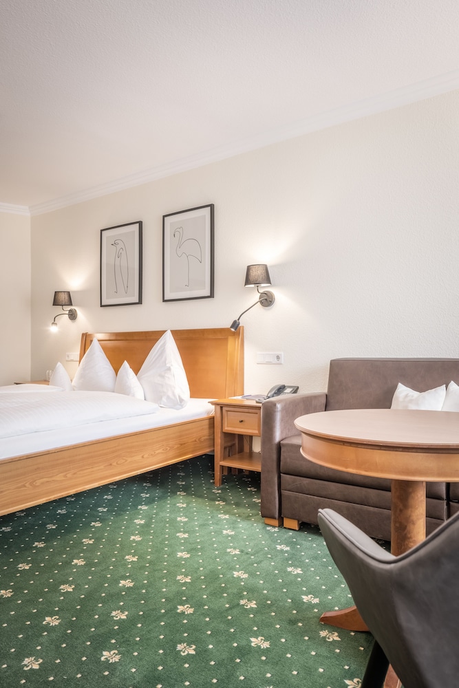 Deluxe Triple Room photo 1