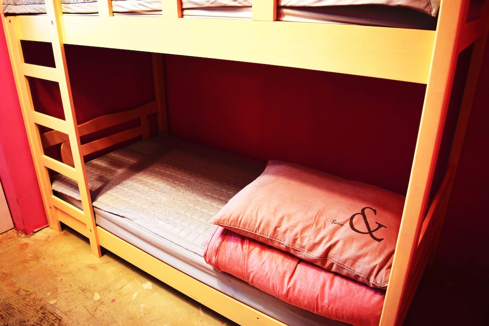 Comfort Shared Dormitory, Women only photo 2
