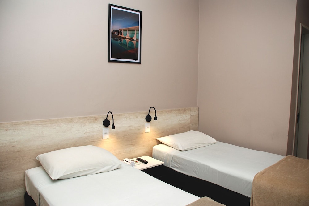 Deluxe Twin Room photo 2