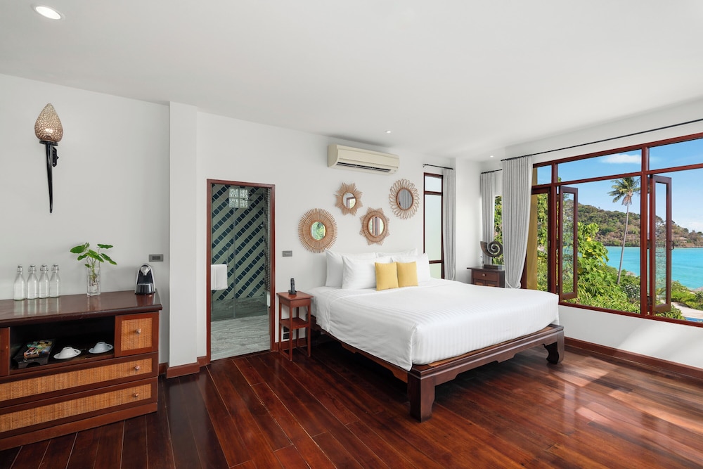 2 Bedroom Oceanview Hillside Pool Villa - Photo 9