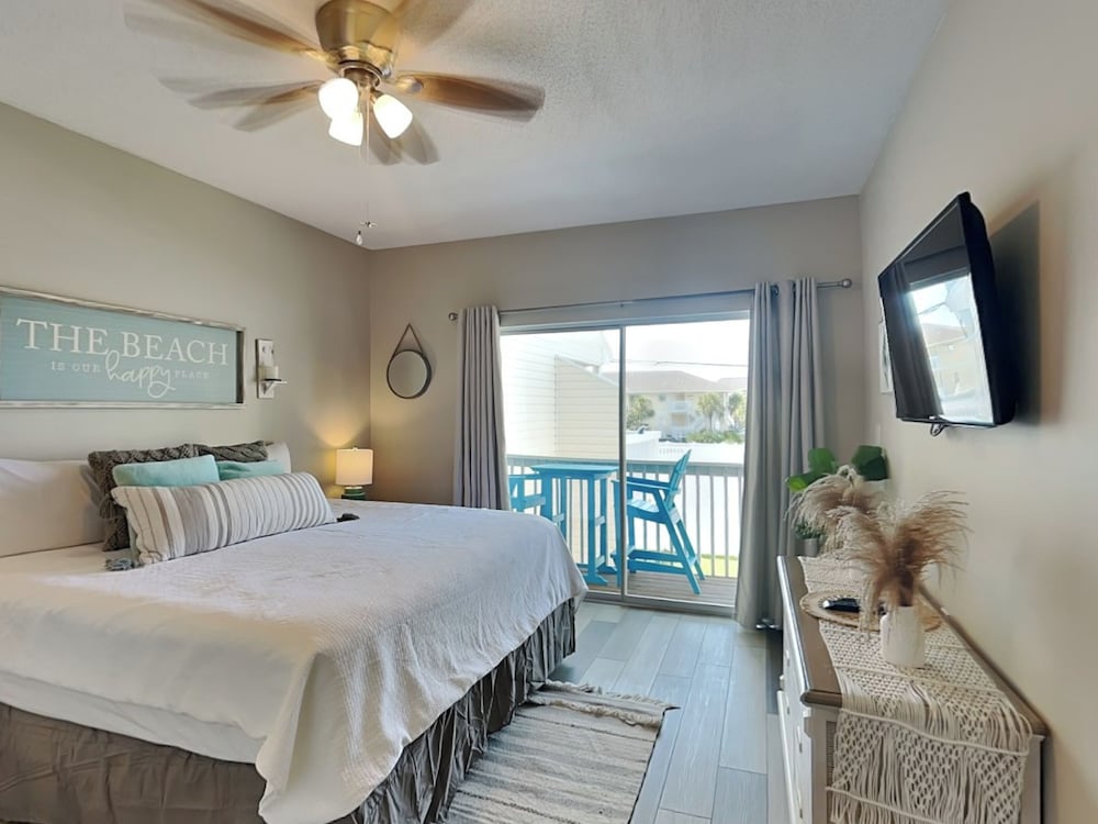 Condo, Multiple Beds, Balcony (Sandpiper Cove #9211 - Pet Friendly) photo 1