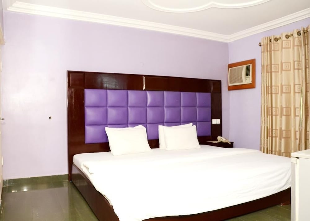 Deluxe Room - Photo 1