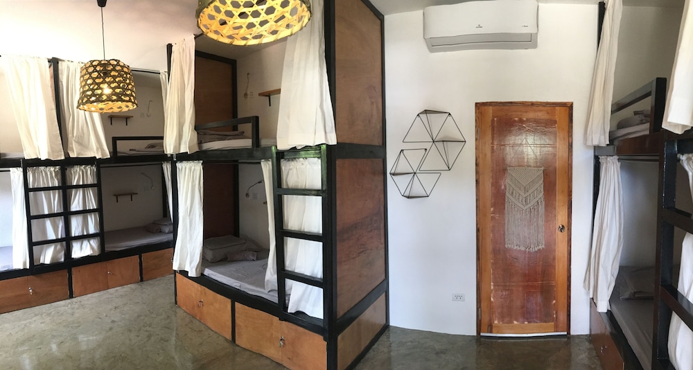 Shared Dormitory, Mixed Dorm, Non Smoking, Garden View photo 1