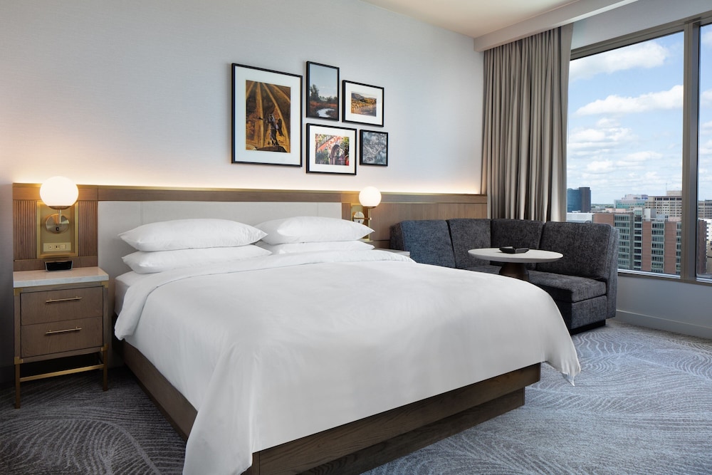 Executive Room, 1 King Bed - Photo 5