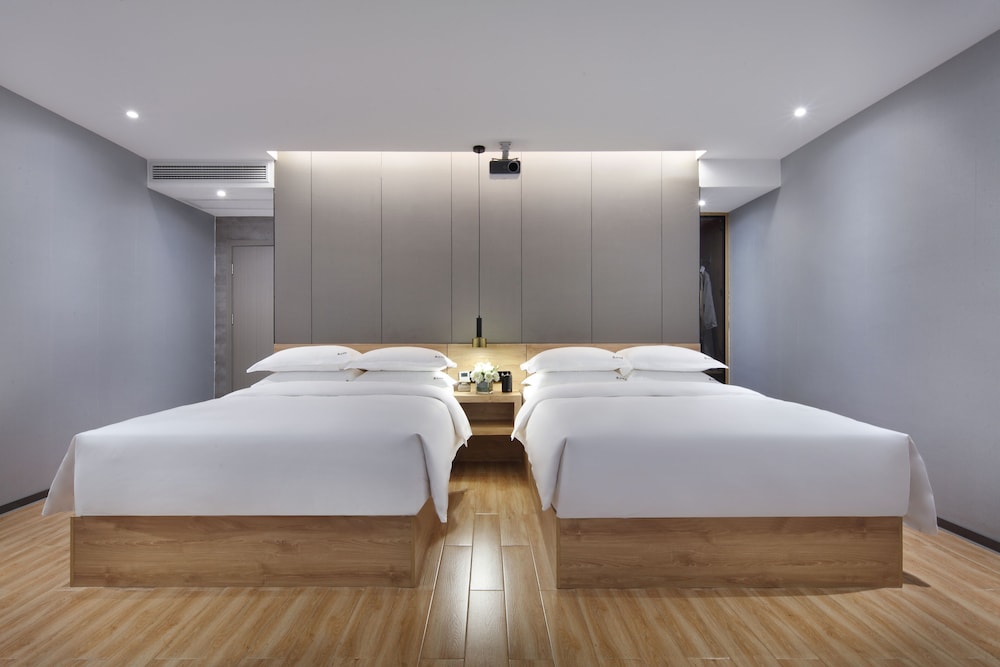 Signature Double or Twin Room photo 3