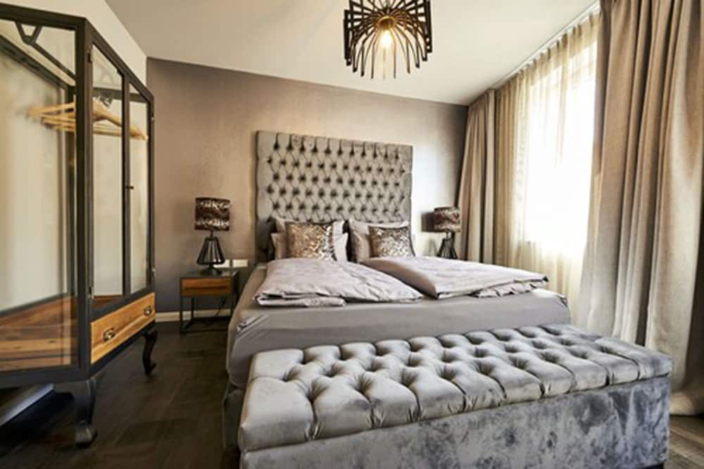 Double Room (landside) photo 3